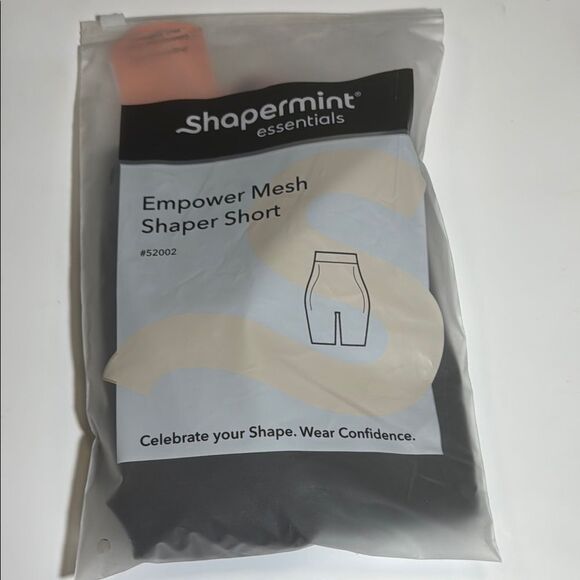 Shapermint Essentials Black Empower Mesh Shaper Short - Picture 9 of 10